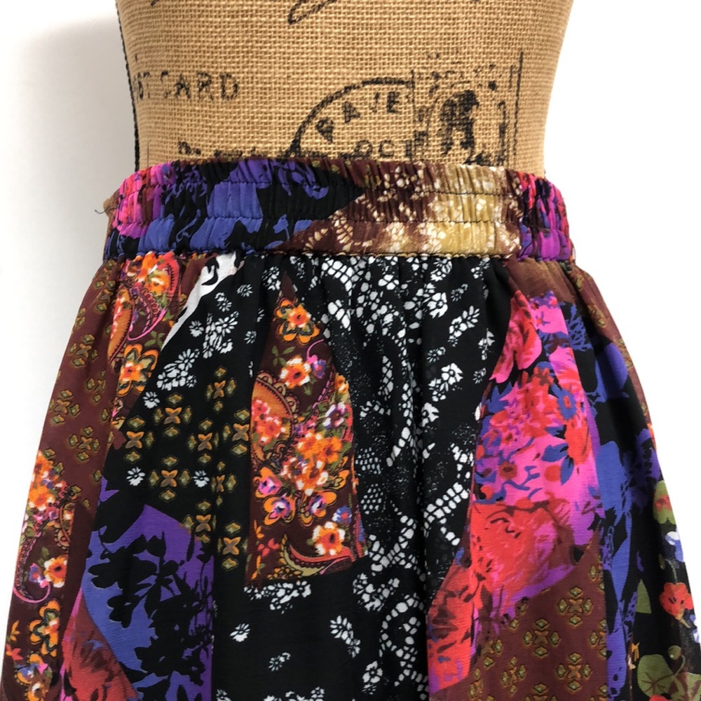 Nouveau New York Boho Patchwork Maxi Skirt Size Small - Picture 4 of 7